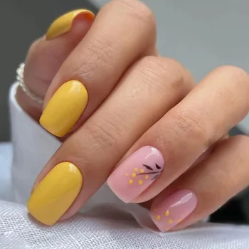 Летние Простые короткие Нежные Французские Розово-желтые цветочные имбирные пятна, полностью покрывающие готовые накладные ногти клеем, женский маникюр